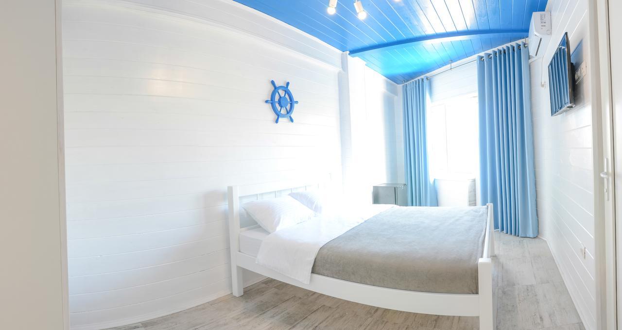 Captain Hotel Затока Екстер'єр фото